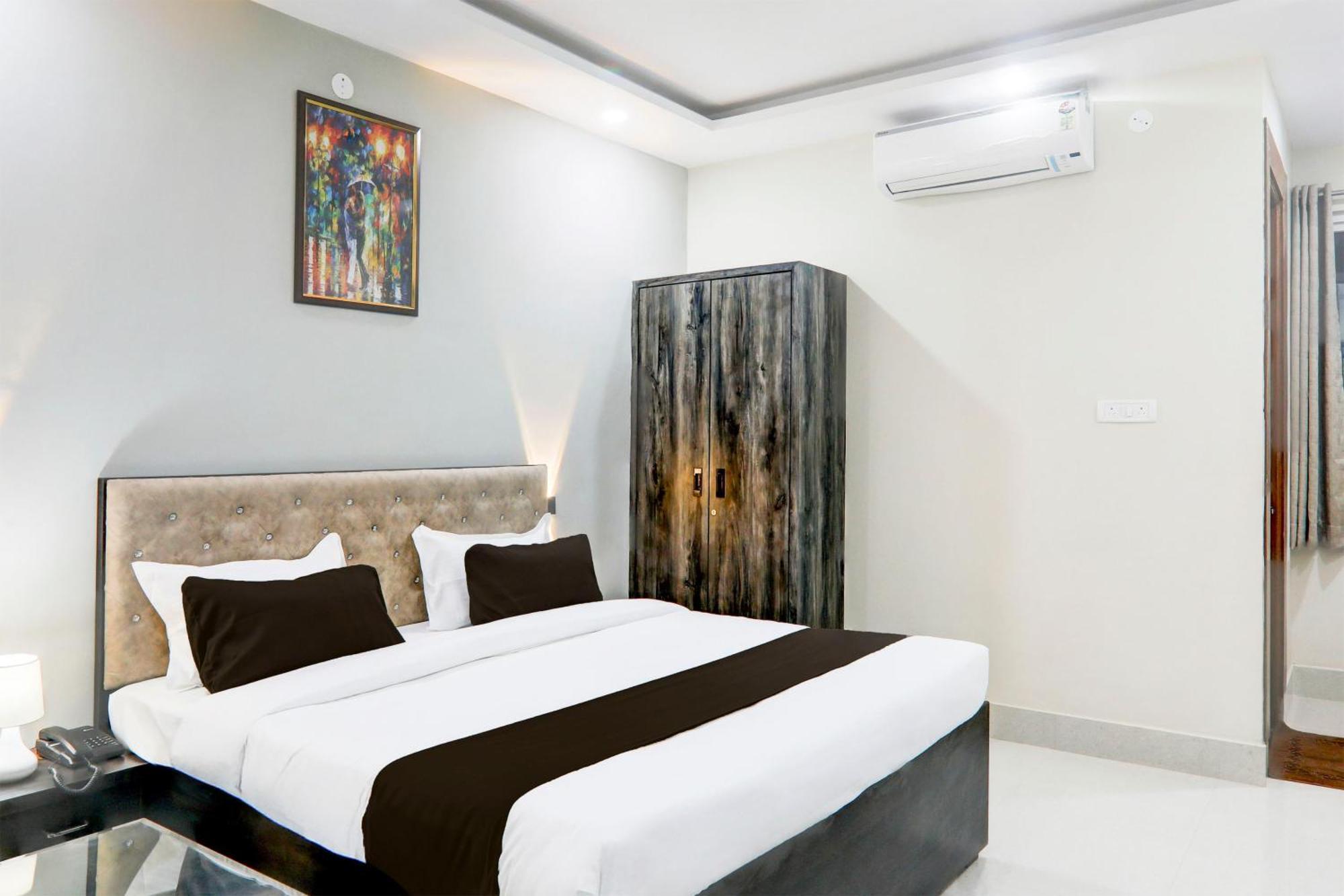 Super Townhouse Gls International Hotel Lucknow Buitenkant foto